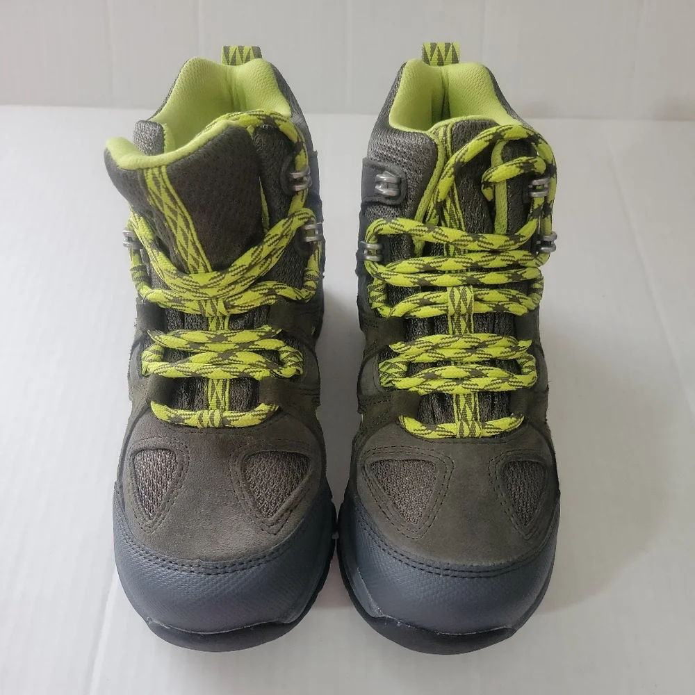 L.L. Bean Tek‎ 2.5 Boots Water Proof Hicking Trail Suede Size 2 Green 286156.